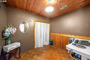 542 NE 14th Ave, Hillsboro, OR 97124 - Photo 27