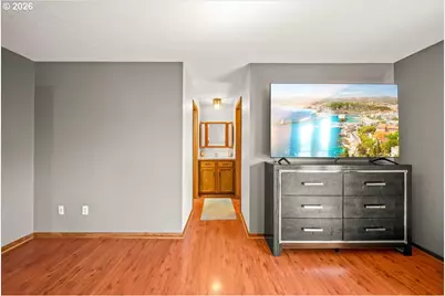 542 NE 14th Ave, Hillsboro, OR 97124 - Photo 29