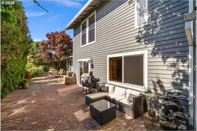 542 NE 14th Ave, Hillsboro, OR 97124 - Photo 29