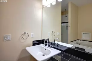 3930 Abbey Ln, Astoria, OR 97103 - Photo 25