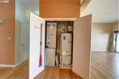 3930 Abbey Ln #304A, Astoria, OR 97103 - Photo 19