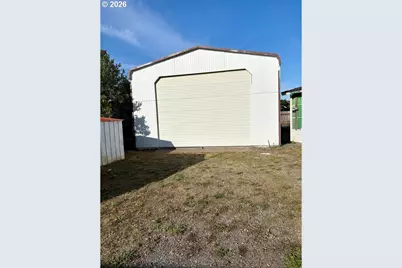15936 Bay View Dr, Brookings, OR 97415 - Photo 13