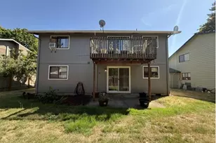 2829 Applewood Ln, Eugene, OR 97408 - Photo 13