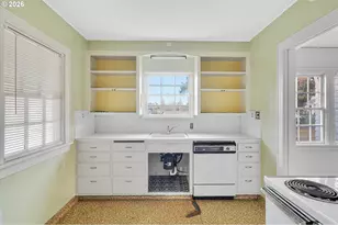 923 SW Ellis St, Dallas, OR 97338 - Photo 11