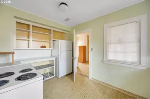 923 SW Ellis St, Dallas, OR 97338 - Photo 13