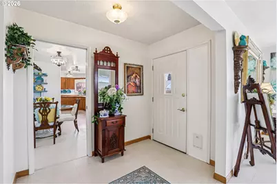 801 Cowlitz Way, Kelso, WA 98626 - Photo 33