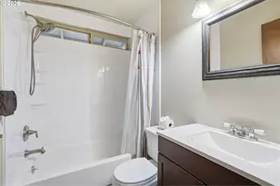 28612 SW Ash Meadows Blvd, Wilsonville, OR 97070 - Photo 15