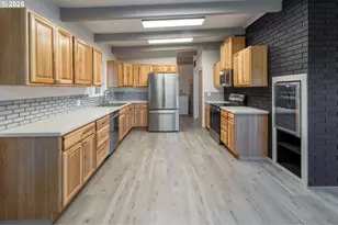 255 Shady Dr, Roseburg, OR 97471 - Photo 7