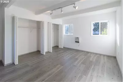 255 Shady Dr, Roseburg, OR 97471 - Photo 15