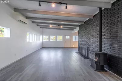 255 Shady Dr, Roseburg, OR 97471 - Photo 3