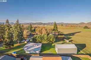 255 Shady Dr, Roseburg, OR 97471 - Photo 27