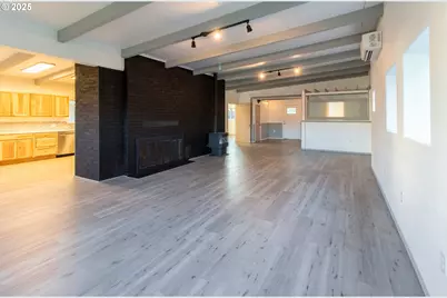 255 Shady Dr, Roseburg, OR 97471 - Photo 5