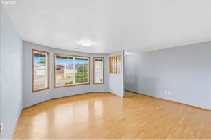 6658 SE Grace St, Hillsboro, OR 97123 - Photo 5