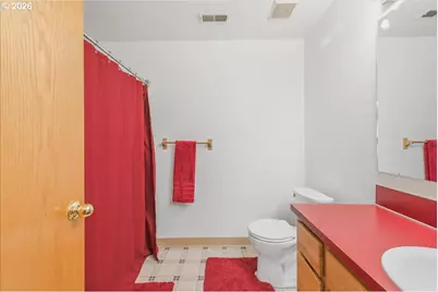 6658 SE Grace St, Hillsboro, OR 97123 - Photo 27