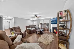 669 NW T St, Winston, OR 97496 - Photo 7