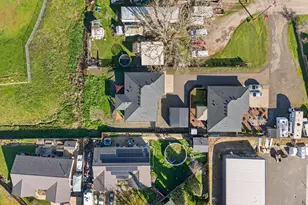 669 NW T St, Winston, OR 97496 - Photo 35