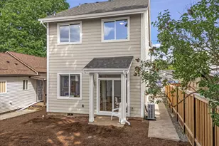8805 N Dwight Ave, Portland, OR 97203 - Photo 33