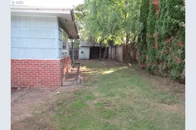 850 Piedmont Ave, Salem, OR 97304 - Photo 13