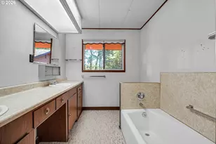 5910 W A St, West Linn, OR 97068 - Photo 21