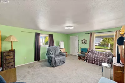 145 S 14th St, Lakeside, OR 97449 - Photo 7