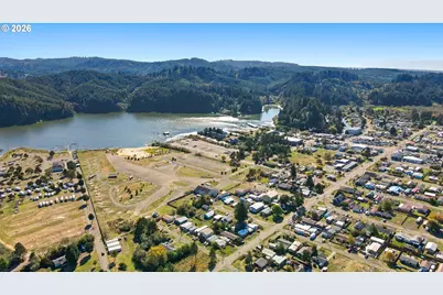 145 S 14th St, Lakeside, OR 97449 - Photo 39