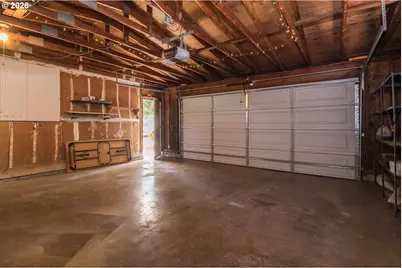 11611 NE Flanders St, Portland, OR 97220 - Photo 35