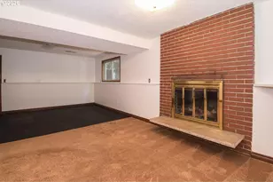 11611 NE Flanders St, Portland, OR 97220 - Photo 25