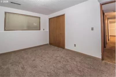 11611 NE Flanders St, Portland, OR 97220 - Photo 27
