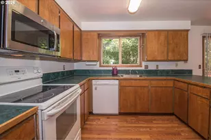 11611 NE Flanders St, Portland, OR 97220 - Photo 7