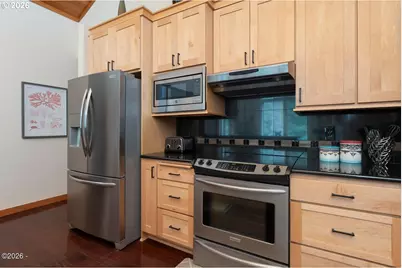 3168 NE Cascara Ct, Lincoln City, OR 97367 - Photo 11