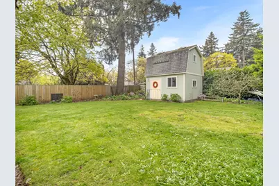 4011 SE 113th Ave, Portland, OR 97266 - Photo 33
