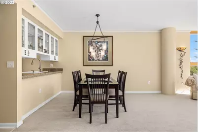 1132 SW 19th Ave #406, Portland, OR 97205 - Photo 7