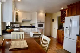 94017 Doyle Point Rd, Gold Beach, OR 97444 - Photo 15
