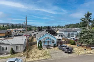 1732 E Washington Ave, Cottage Grove, OR 97424 - Photo 17