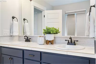5546 SE Oak St, Portland, OR 97215 - Photo 25
