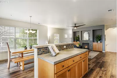 670 NE Adwick Dr, Hillsboro, OR 97006 - Photo 13