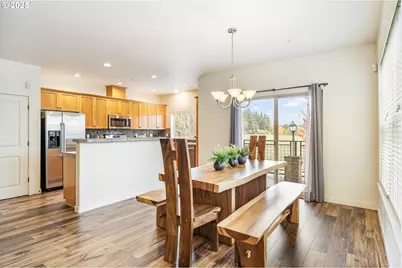 670 NE Adwick Dr, Hillsboro, OR 97006 - Photo 5