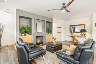 670 NE Adwick Dr, Hillsboro, OR 97006 - Photo 3