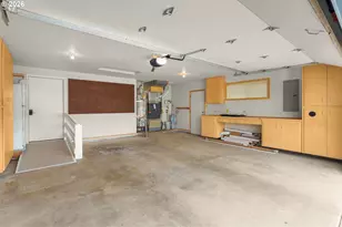 12812 SW Overgaard St, Portland, OR 97224 - Photo 27