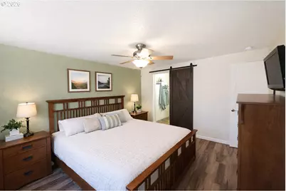 413 SE 8th St, Battle Ground, WA 98604 - Photo 15