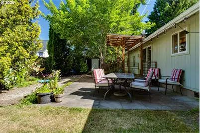 25246 E Bolton Rd, Veneta, OR 97487 - Photo 33