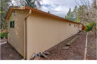 3330 SW 87th Ave, Portland, OR 97225 - Photo 39