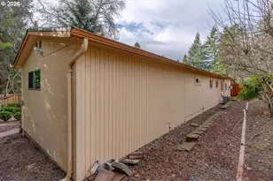 3330 SW 87th Ave, Portland, OR 97225 - Photo 39