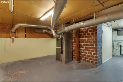 3330 SW 87th Ave, Portland, OR 97225 - Photo 23