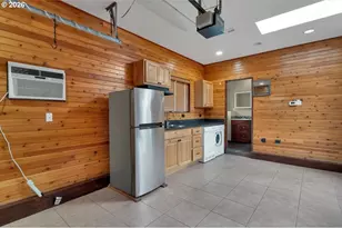 3330 SW 87th Ave, Portland, OR 97225 - Photo 25