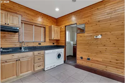 3330 SW 87th Ave, Portland, OR 97225 - Photo 27