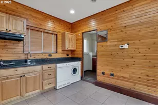 3330 SW 87th Ave, Portland, OR 97225 - Photo 27