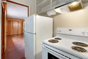 3330 SW 87th Ave, Portland, OR 97225 - Photo 37