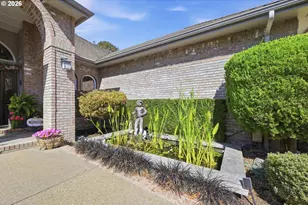 3910 Mirror Pond Way, Eugene, OR 97408 - Photo 5