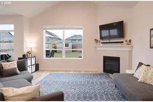 1746 N Millican Creek St, Lafayette, OR 97127 - Photo 15